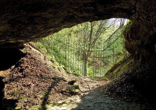 Veternica Cave