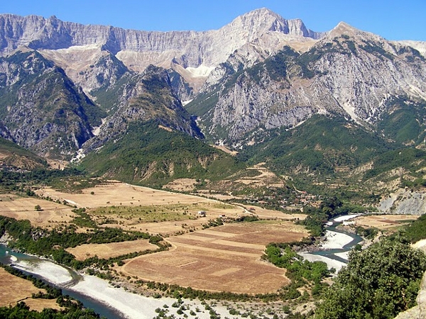 Vjoses Valley 