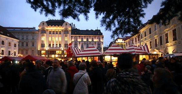 Christmas Market in Bratislava 2009