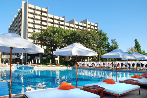 Grand Hotel Varna Resort & Spa is located in the heart of St. St. Constantine and Helena - the oldest resort on the Bulgarian seaside