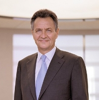 Dr Michael Frenzel