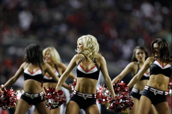 NFL Cheerleaders compete to be the best too