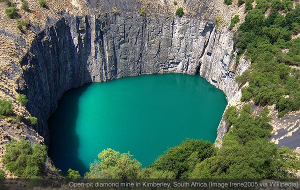 Open-pit diamond mine (known as the Big Hole or Kimberley Mine) in Kimberley, South Africa.