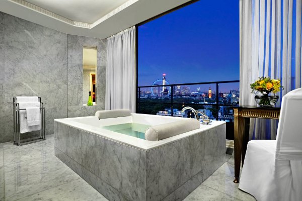 Penthouse Suite at the Sheraton Park Tower