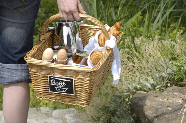 Hofgut breakfast basket