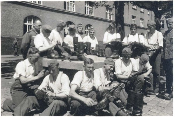 Soldiers who occupied Jersey back in 41