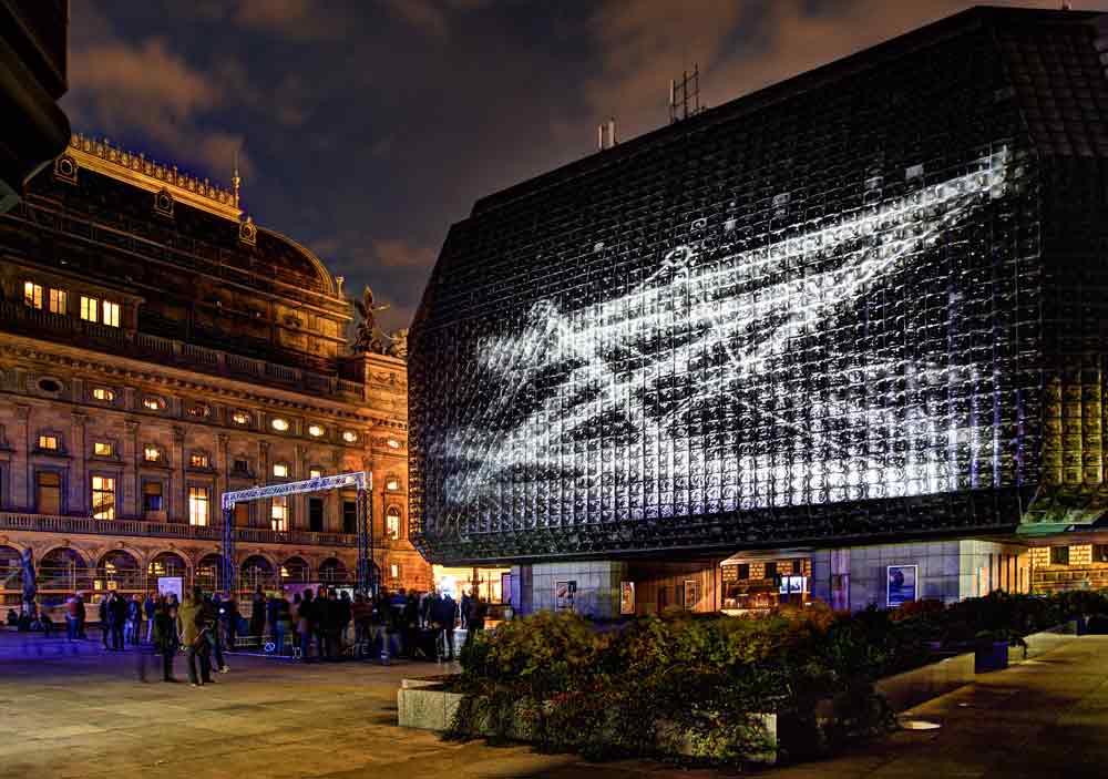 A fascinating light and motion festival takes place in Prague, from the 16th till the 19th of October, at Čertovka.