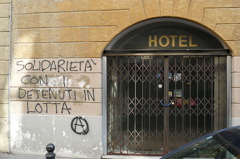The Hotel Bergamo closed - CC 3.0