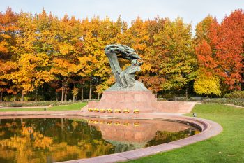 Fryderyk Chopin Statue