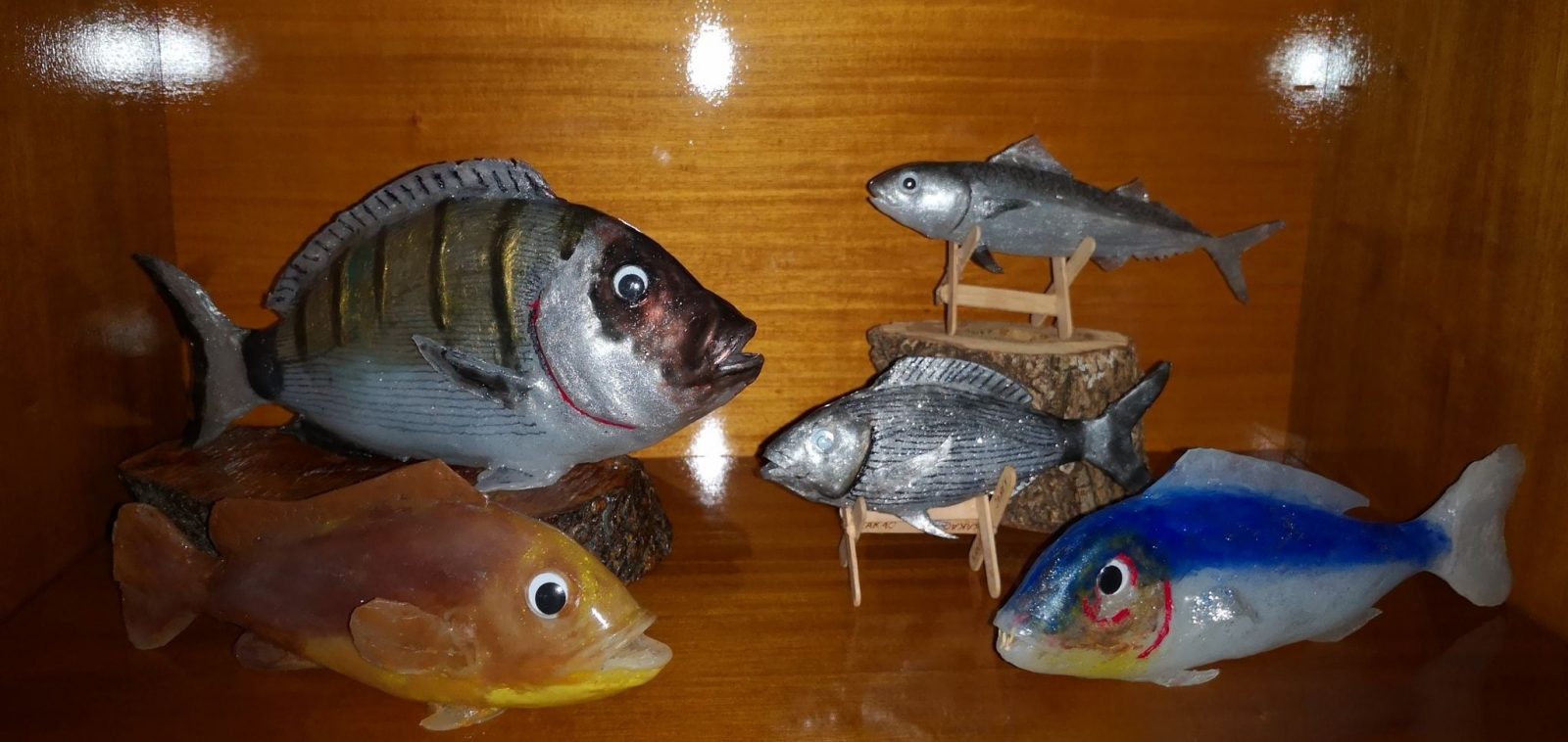 Fish silicone sculptures.