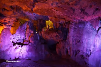 Sfendoni Cave