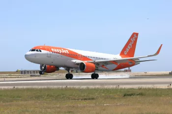 easyJet and RTX to Bring GlobalConnectSM on 330+ Airbus Aircraft