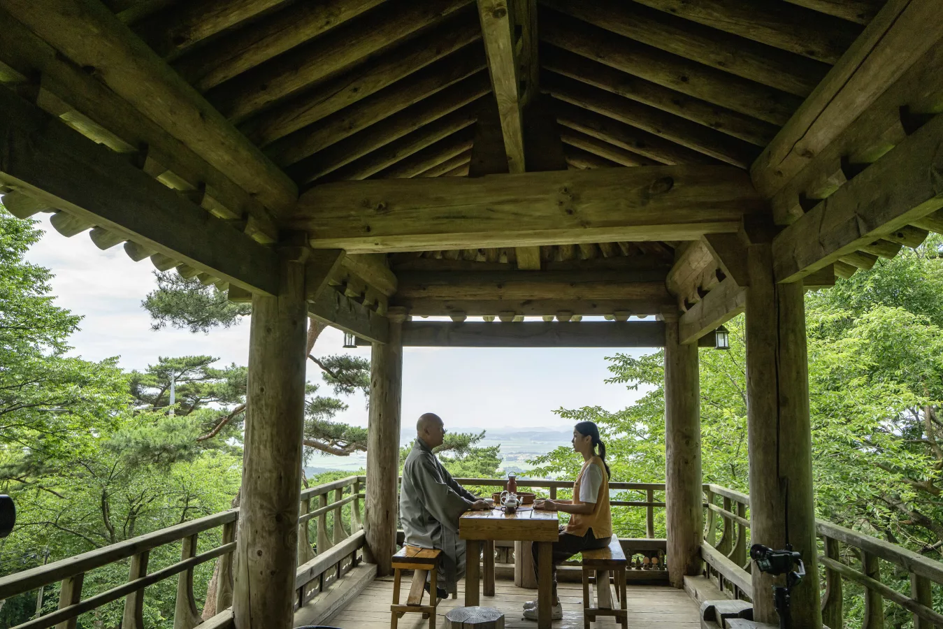 Tea chat with a monk at Buseoksa Temple in Seosan