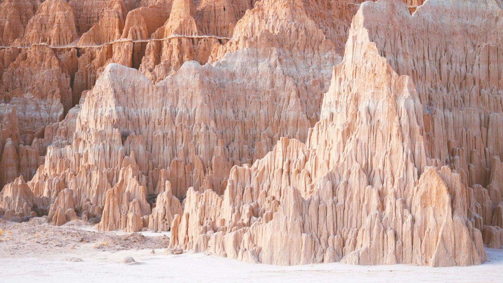 Cathedral Gorge, Nevada