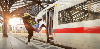 Deutsche Bahn couple cabins