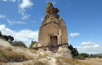 Arslan Kaya Monument