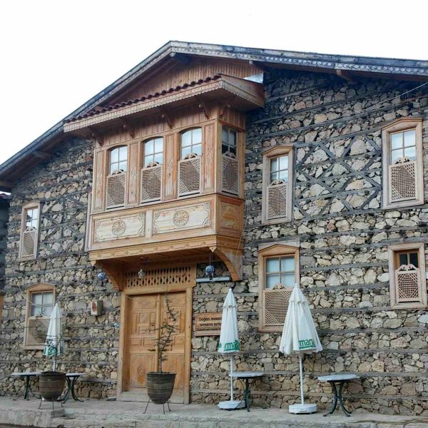 DOGAN MANSION