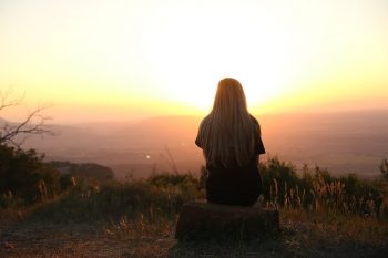 woman solo travel