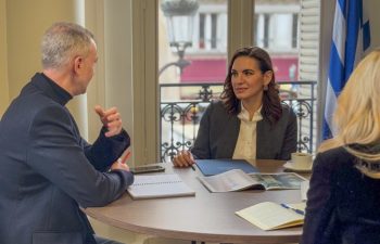 Tourism Minister Olga Kefalogianni visited Paris