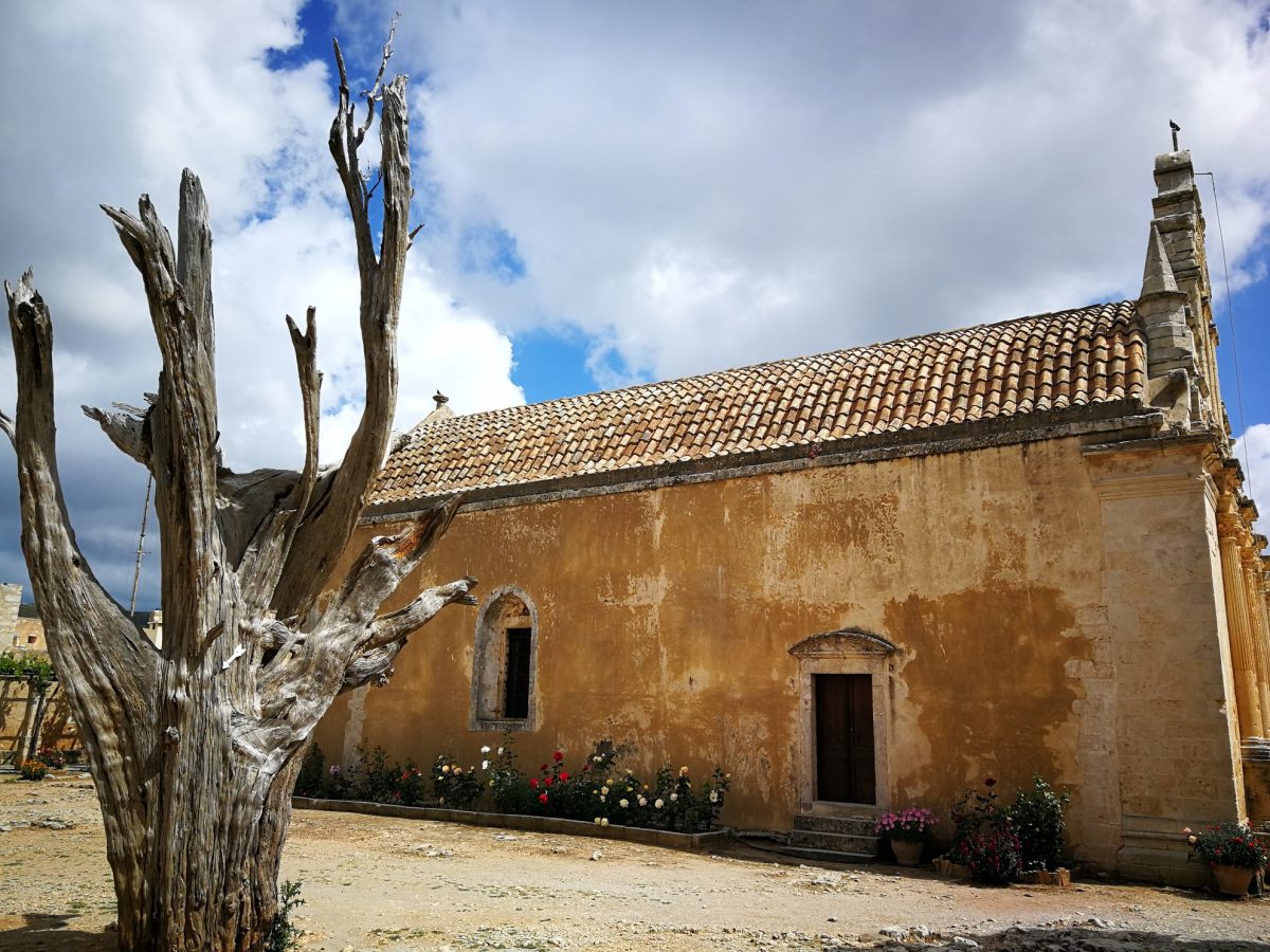 Arkadi Monasteri tree