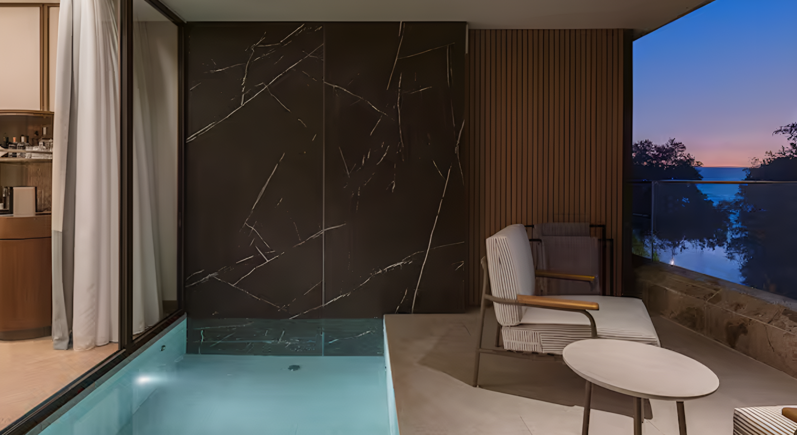 King Superior Room with Private Pool