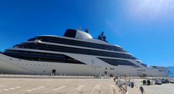 Four Seasons I in Agios Nikolaos cruise port