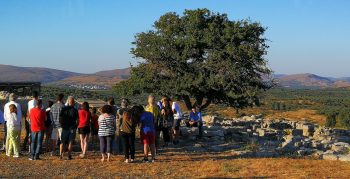 tour guides Crete